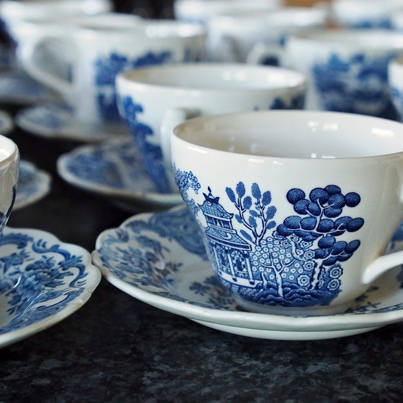 Ceramic Tea Cups with Saucers (Set of 6)