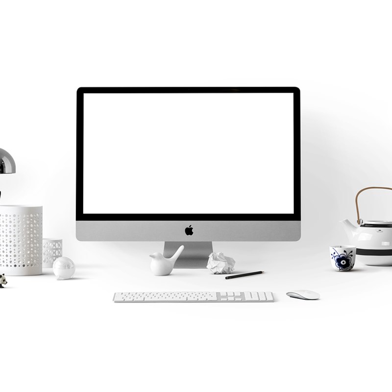 Desk Accessories Gift Set with Lamp and Organiser