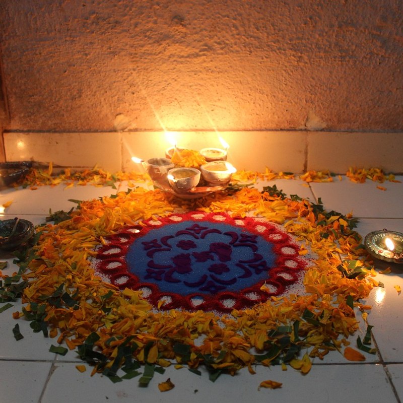 Reusable Floor Rangoli Stickers (Set of 4)
