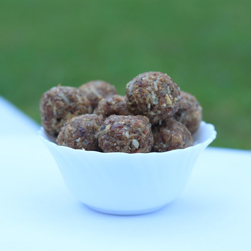 Stevia Sweetened Besan Ladoo (400g)