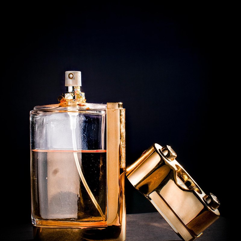 Woody Eau de Parfum for Men (100 ml)